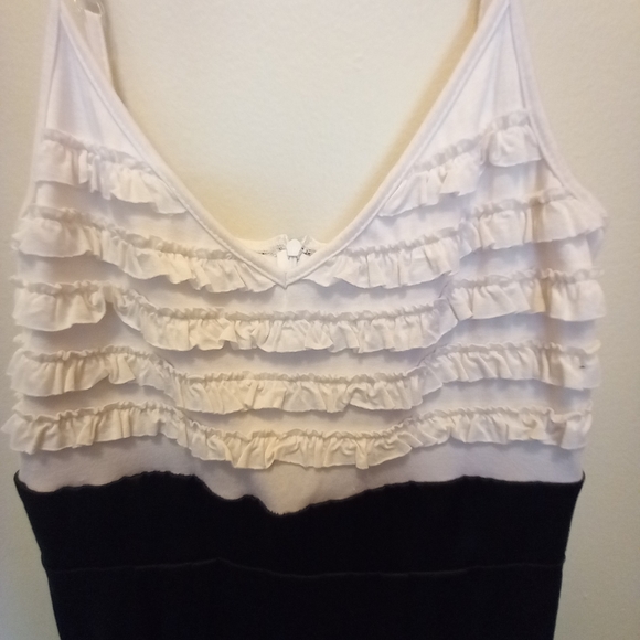 AUW Black & White Dress - Picture 4 of 5